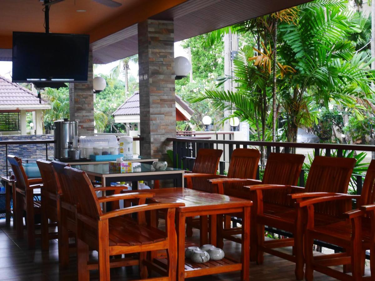 Nasa Hotel Phuket Esterno foto