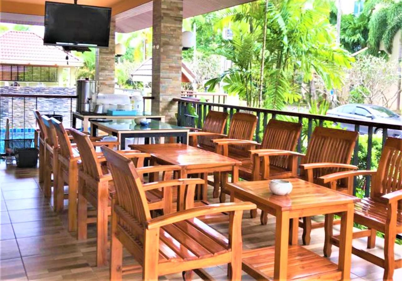 Nasa Hotel Phuket Esterno foto
