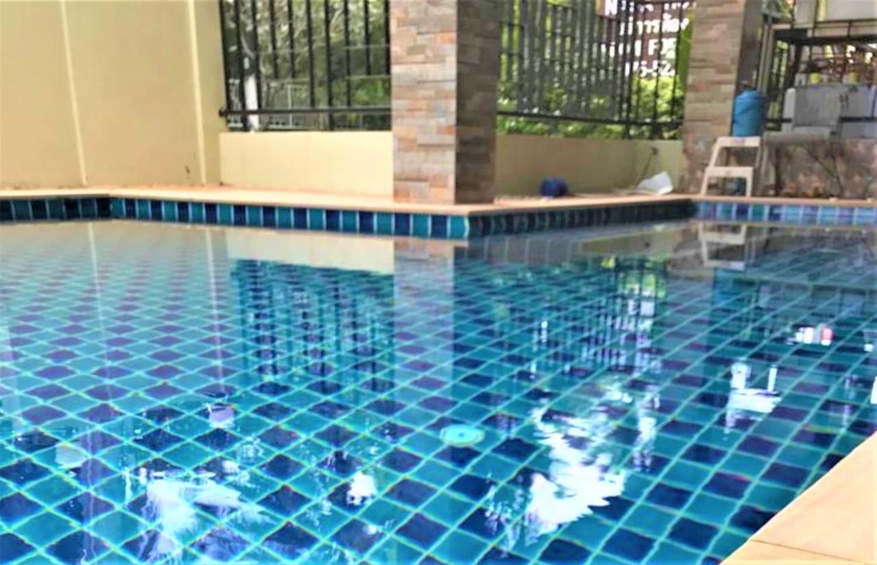 Nasa Hotel Phuket Esterno foto